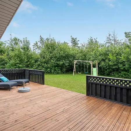 Hébergement de vacances Superbe Maison à Avec Sauna