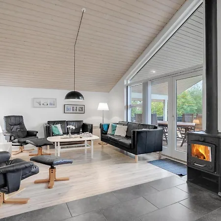 Vakantiehuis Fantastisch Huis In Brovst Met Sauna *