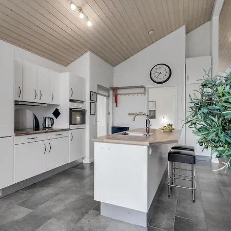 Vakantiehuis Fantastisch Huis In Brovst Met Sauna *