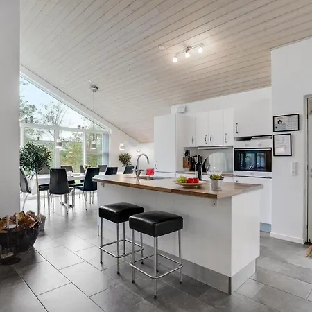 3 Bedroom Beautiful In